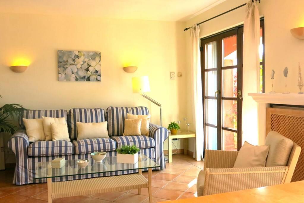 Apartamento en el Puerto de Sóller con gran terraza privada y vistas al mar. Piscina comunitaria. Localizado en un zona tranquila y muy soleada. Wifi gratis disponible. Parking. Exterior foto